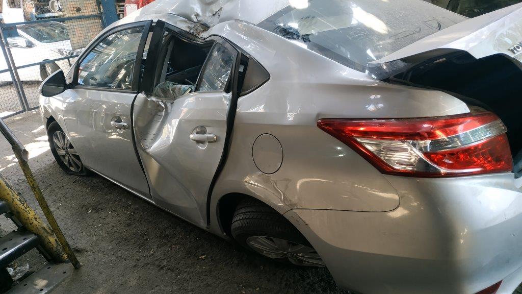  Toyota YARIS 2015    EN DESARME